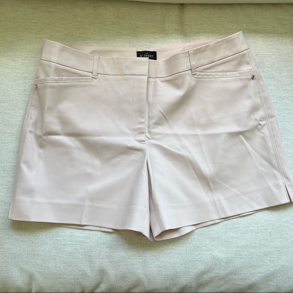 White House Black Market-Light Pink shorts